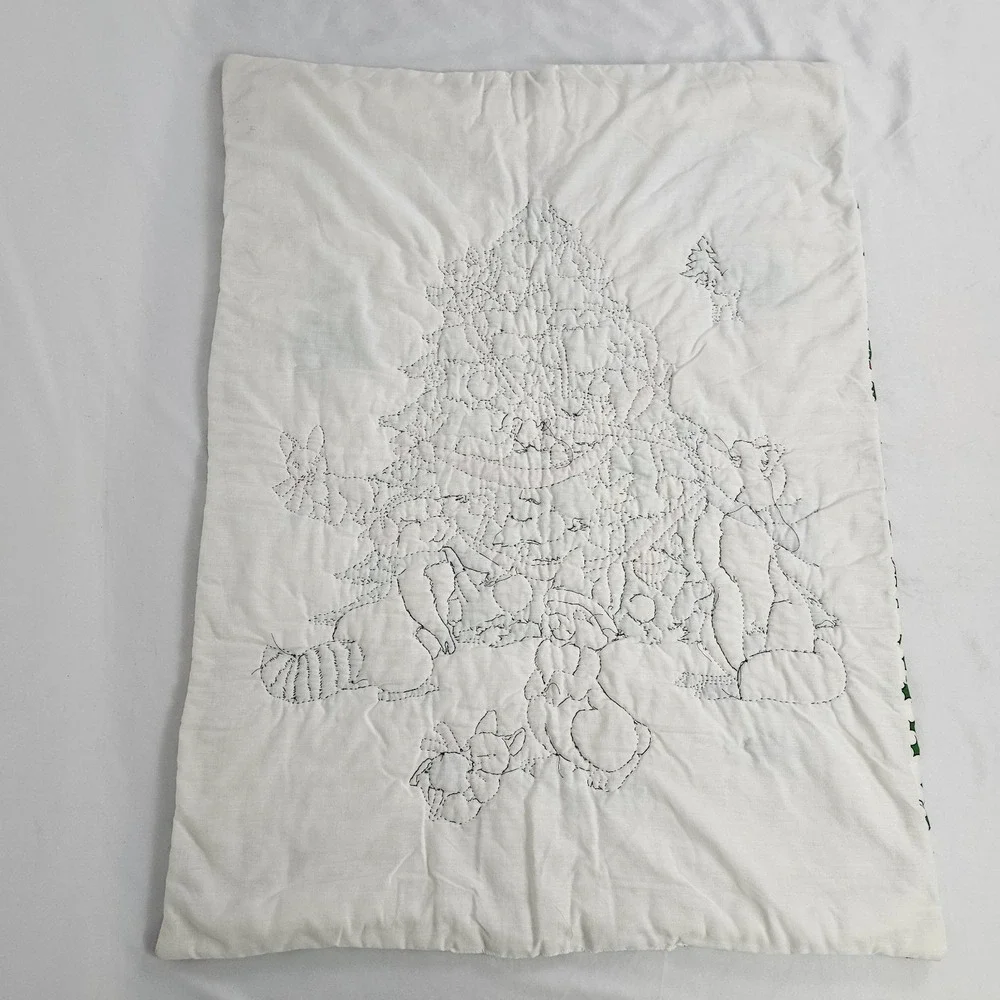 Vintage Baby Crib Qilted Christmas Blanket Handmade Wall Hanging Decor 29x38